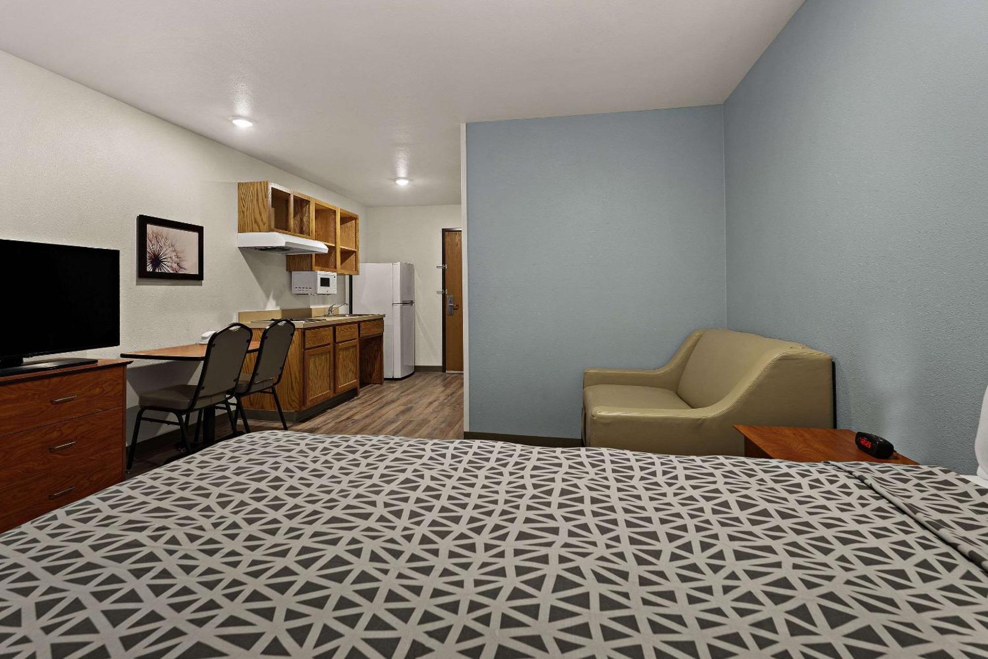 Woodspring Suites Macon North Exterior photo