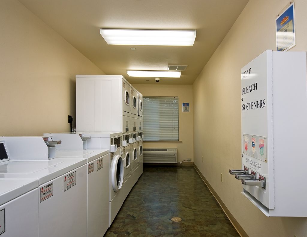 Woodspring Suites Macon North Facilities photo